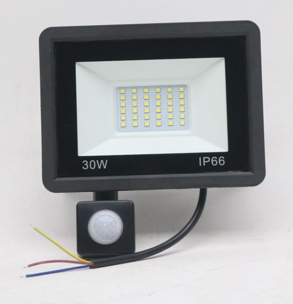 LED Flood Light | 10W-100W, 13,000-14,000 Lumens, 6000-6500K | IP65 Waterproof | Commercial Outdoor Lighting - Image 9